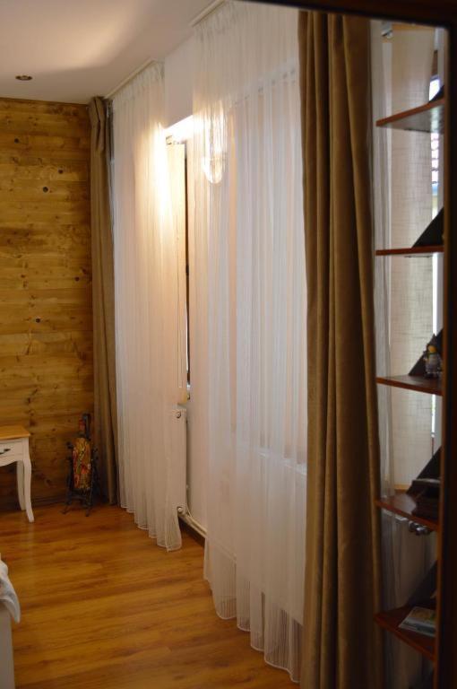 Bia Studio Republicii Braşov Exterior foto